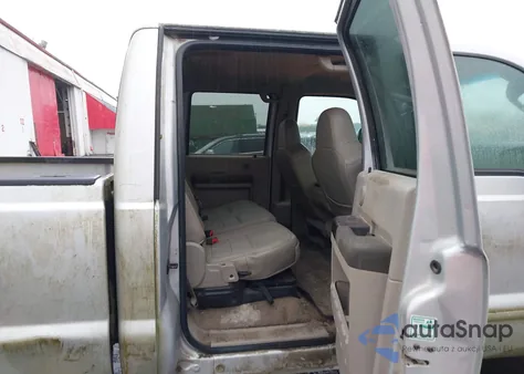 2008 Ford F-350 Fx4/Harley-Davidson/King Ranch/Lariat/Xl/Xlt z USA, uszkodzony, nr VIN 1FTSW31R28ED89633